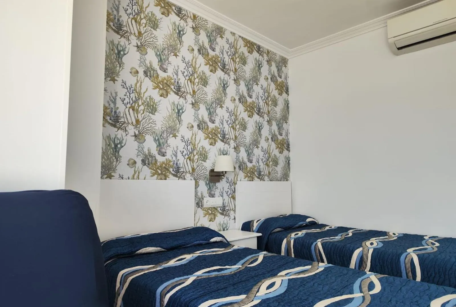Apartamentos Caracas Torremolinos 0*,  Španělsko